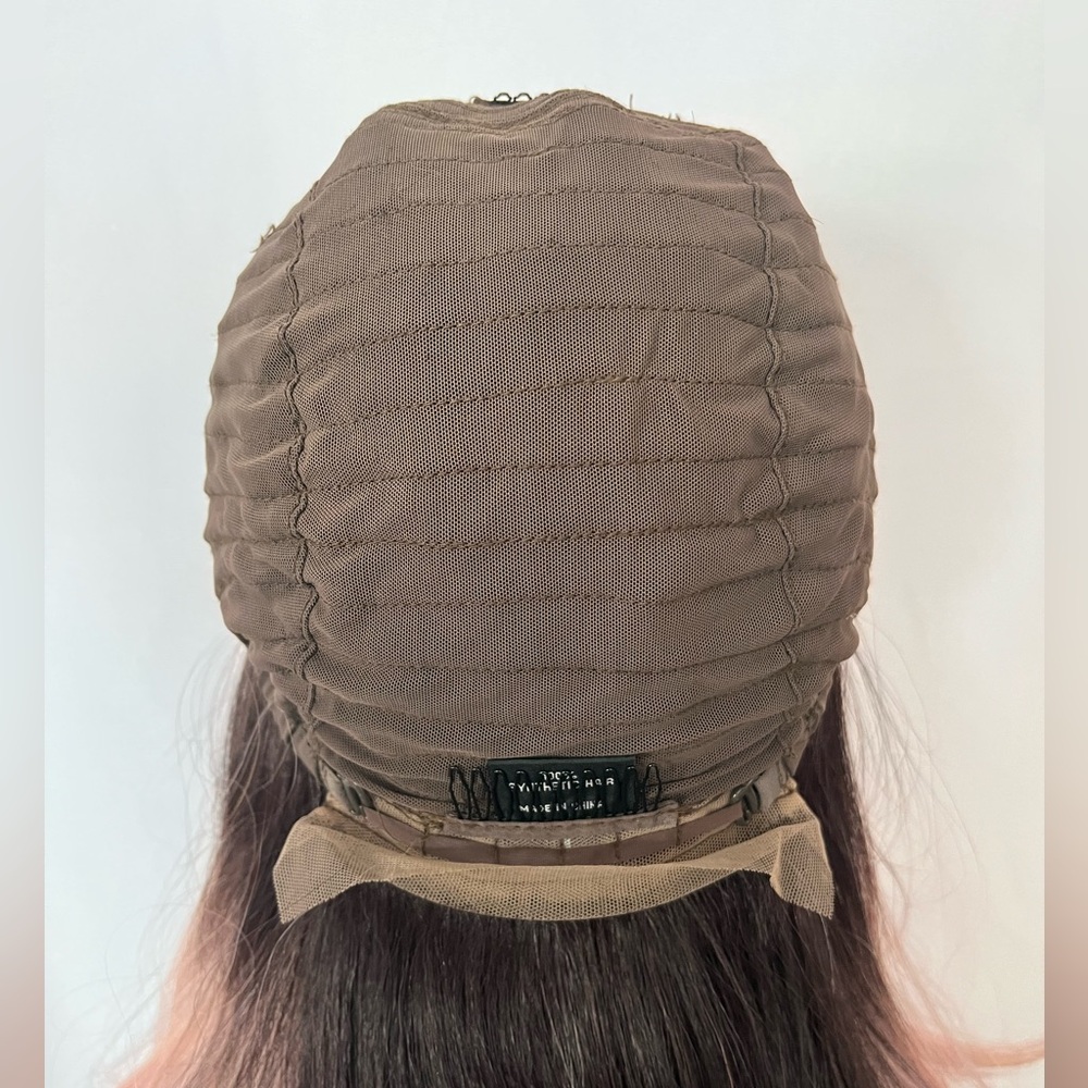 Gorgeous Ombre Pink 13x4 Lace Front Premium Fiber Wig for Daily Wear/Date Night💖 - Picture 10 of 11
